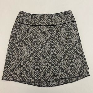 H&M Gray Wrap Short Skirt Textured Tribal Print Size 4